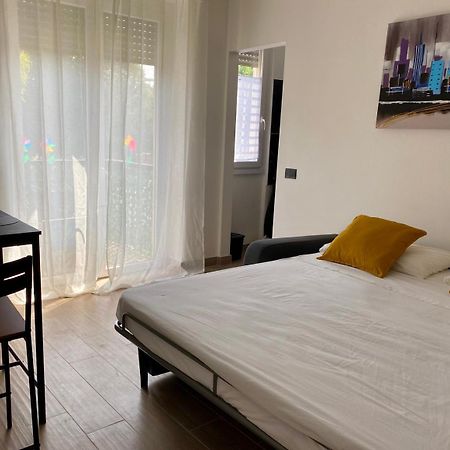 Апартаменты Moderno Ed Elegante Loft Con Balcone Милан Экстерьер фото