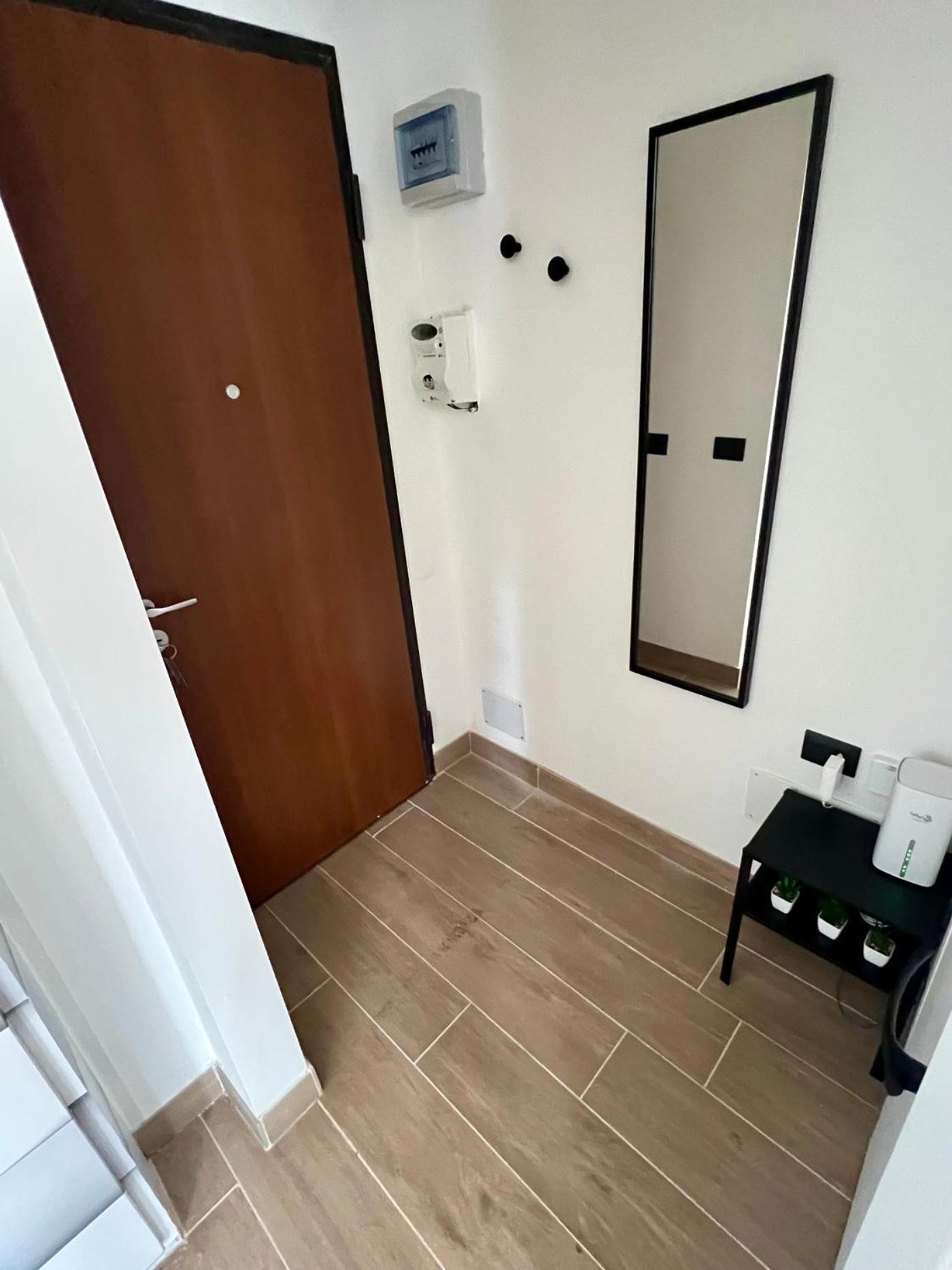 Апартаменты Moderno Ed Elegante Loft Con Balcone Милан Экстерьер фото